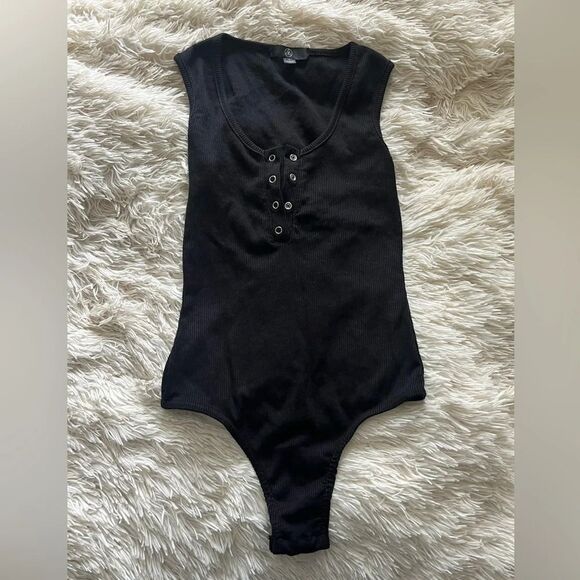 MISSGUIDED Black Ribbed Bodysuit - Picture 1 of 4